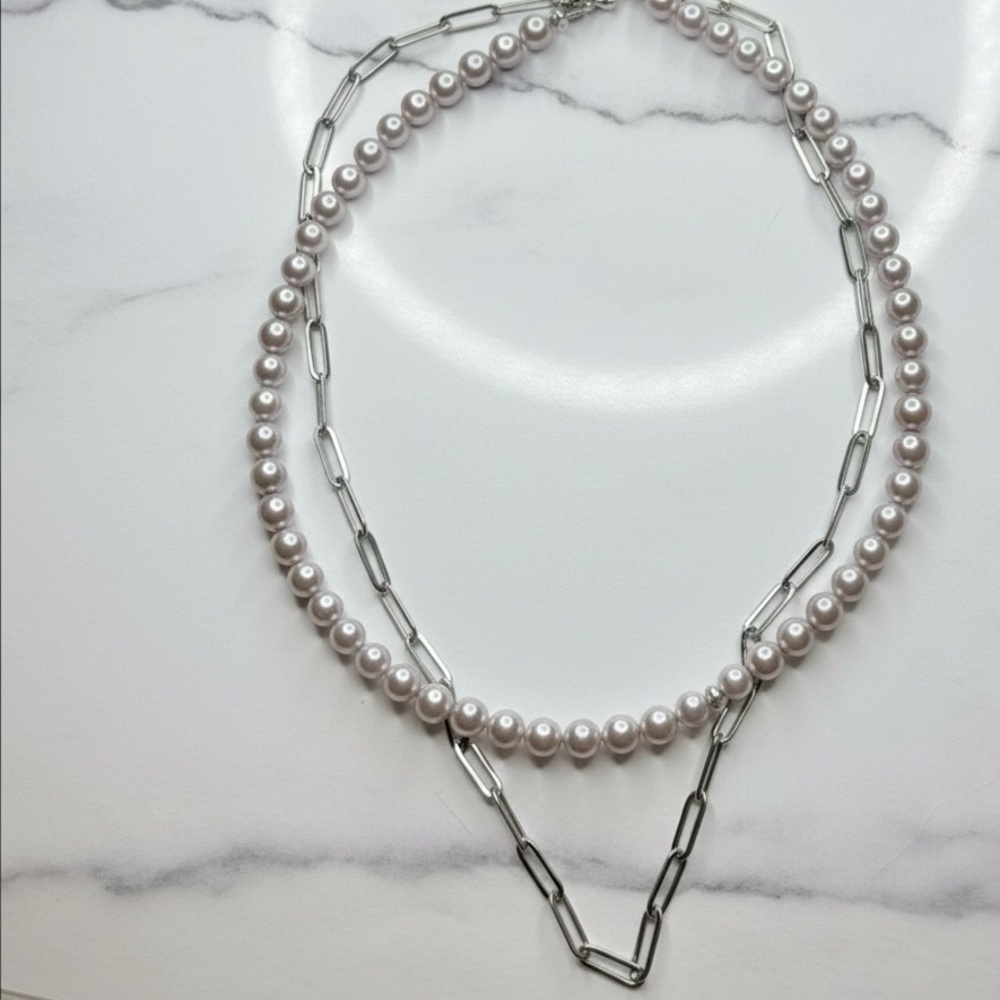 Set of 2 Necklaces | Mother of Pearl | Silver tone Paperclip Chain